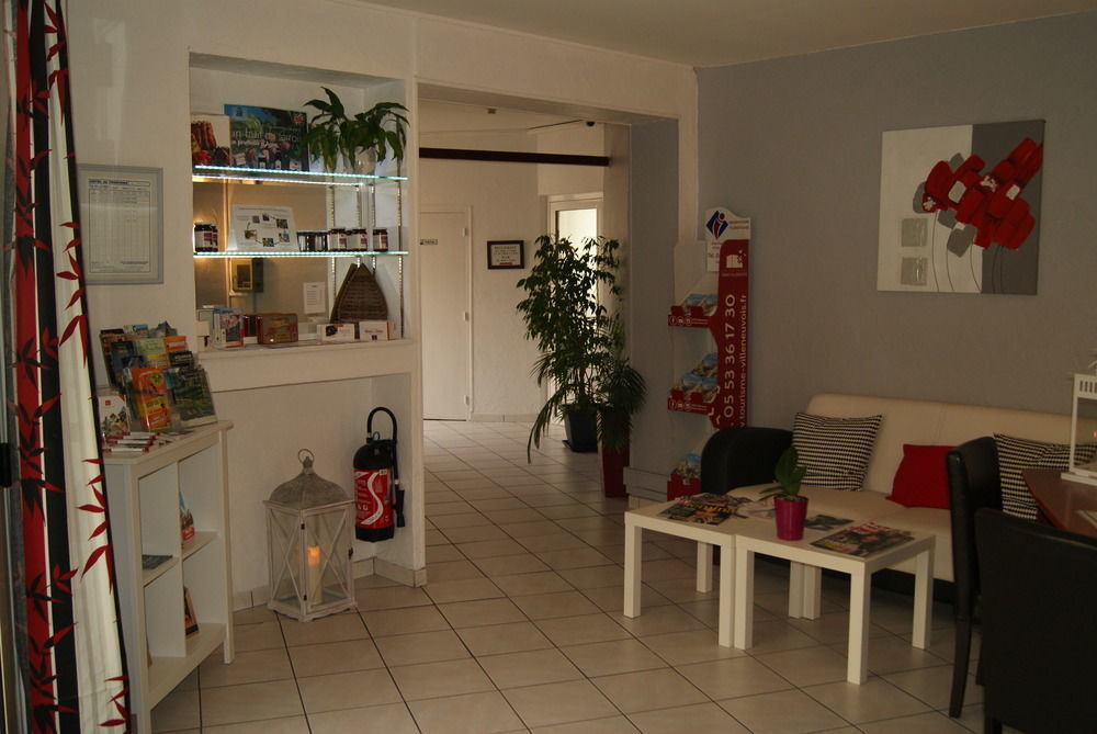 Contact Hotel Les Platanes Villeneuve Sur Lot Centre Exteriör bild